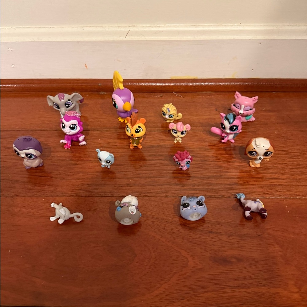 Littlest Pet Shop Multicolor Animal Toy Set